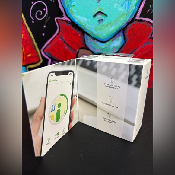 UPRIGHT GO 2 premium Posture Trainer and Accessories - Picture 2 of 5